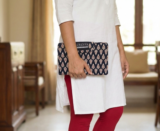 Kashan 6-Pocket Clutch Pouch