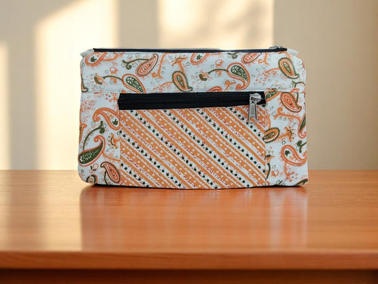 1-Pocket Floral Paisley Fusion Pouch