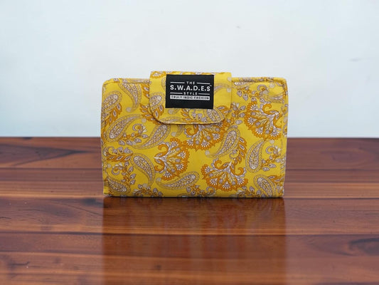 Zar Gul 6-Pocket Clutch Pouch